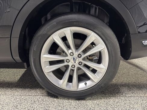 Used 2018 Ford Explorer Limited w/ Equipment Group 301A image 20