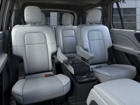 New 2026 Lincoln Aviator Black Label w/ Dynamic Handling Package image 11