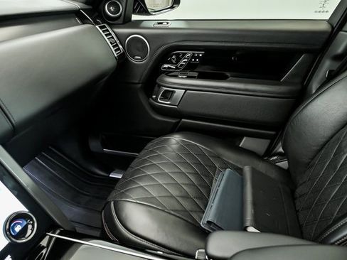 Used 2021 Land Rover Range Rover SV Autobiography Dynamic image 29
