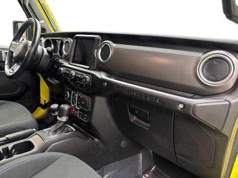 Used 2023 Jeep Wrangler Unlimited Rubicon 4xe w/ Cold Weather Group AWD/4WD image 53