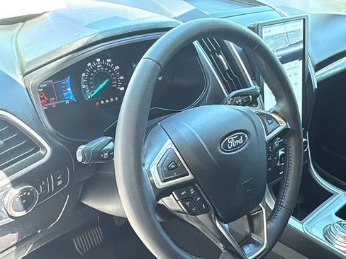 Certified 2024 Ford Edge SEL w/ Convenience Package AWD/4WD image 21