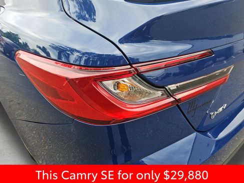 Used 2025 Toyota Camry SE FWD image 20