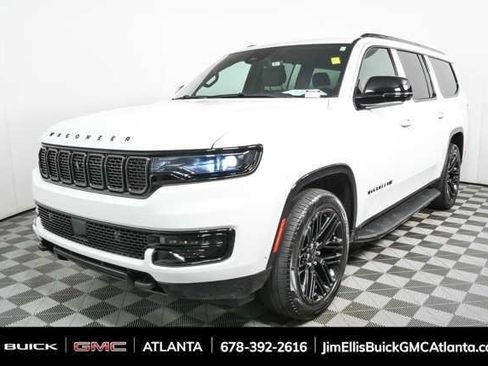 Used 2024 Jeep Wagoneer L Series II w/ Convenience Group I AWD/4WD image 30