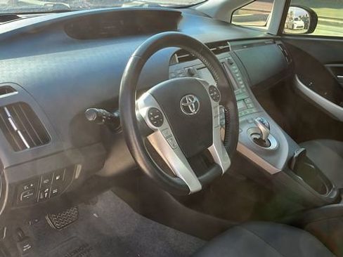 Used 2013 Toyota Prius Prime Advanced FWD image 16
