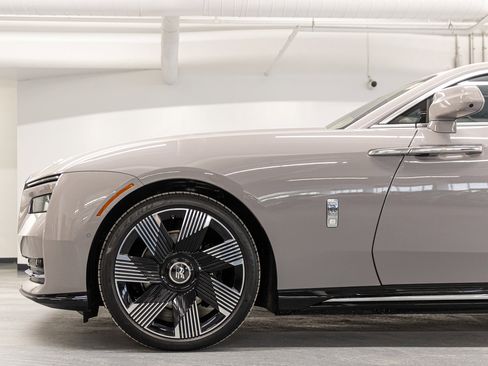 Certified 2024 Rolls-Royce Spectre w/ Spectre Launch Package image 13