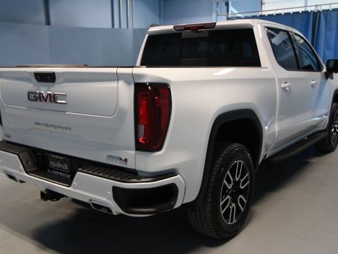 Used 2026 GMC Sierra 1500 AT4 w/ AT4 Premium Package AWD/4WD image 40