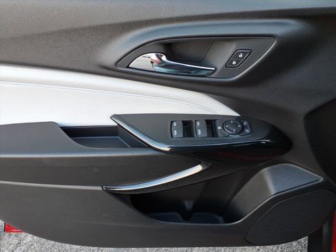 New 2026 Chevrolet Trax LT w/ Driver Confidence Package image 13