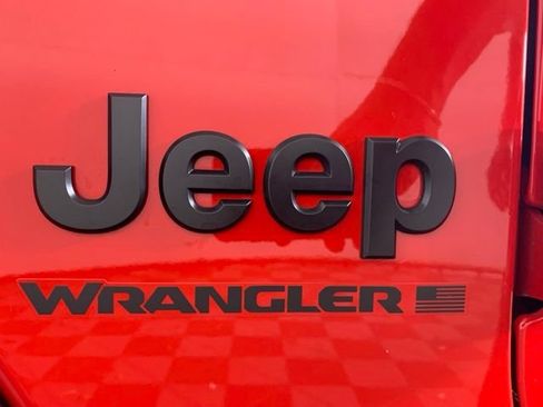 Used 2025 Jeep Wrangler Unlimited Sport AWD/4WD image 39