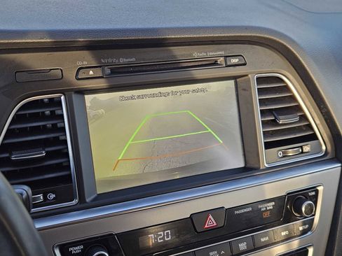 Used 2016 Hyundai Sonata Limited w/ Option Group 04 image 18