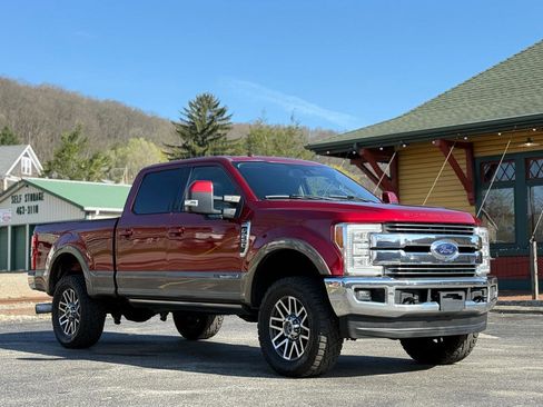 Used 2018 Ford F250 Lariat w/ Lariat Ultimate Package image 1