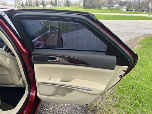 Used 2015 Lincoln MKZ Hybrid w/ Equipment Group 202A Reserve FWD image 28