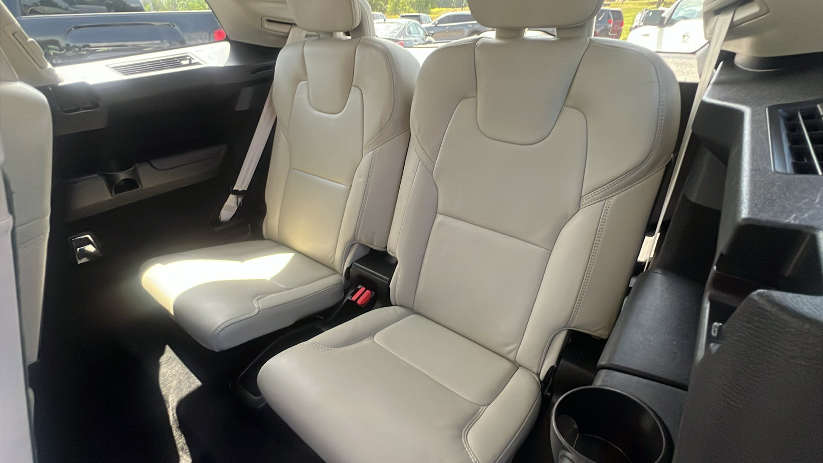 Used 2021 Volvo XC90 T6 Inscription w/ Advanced Package AWD/4WD image 17