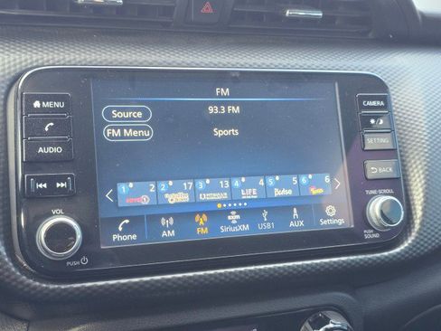 Used 2022 Nissan Kicks SV image 34