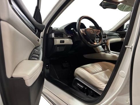 Used 2018 Honda Accord EX-L image 8