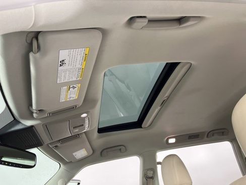 Used 2023 Nissan Armada SL image 29