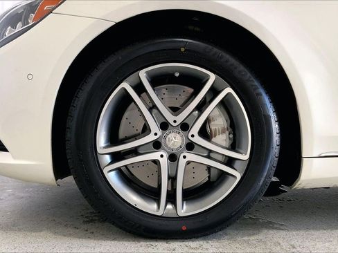 Used 2016 Mercedes-Benz S 550 Sedan image 8