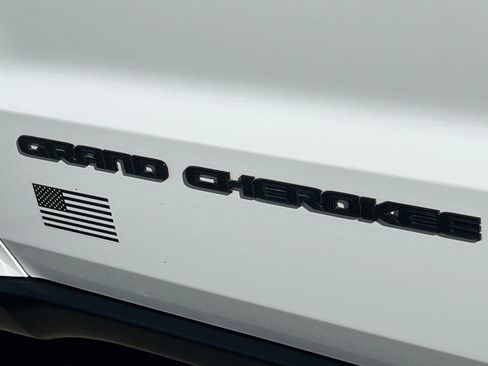 Used 2021 Jeep Grand Cherokee Freedom Edition image 27