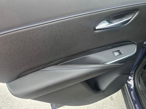Used 2025 Cadillac XT4 Sport FWD image 15