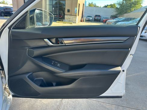 Used 2022 Honda Accord Sport image 14