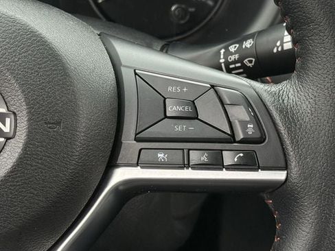 Used 2023 Nissan Kicks SR w/ SR Premium Package image 15