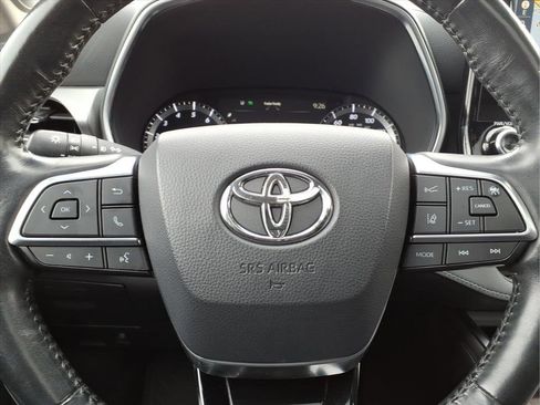 Used 2020 Toyota Highlander Platinum image 13