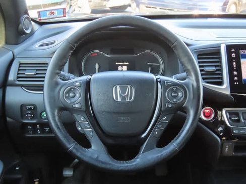 Used 2017 Honda Ridgeline Black Edition image 21