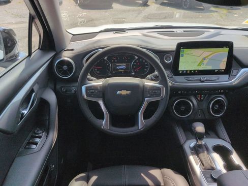 New 2026 Chevrolet Blazer LT w/ Sound & Technology Package AWD/4WD image 12