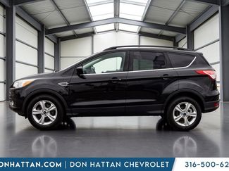 Used 2015 Ford Escape SE w/ Equipment Group 201A FWD video 2