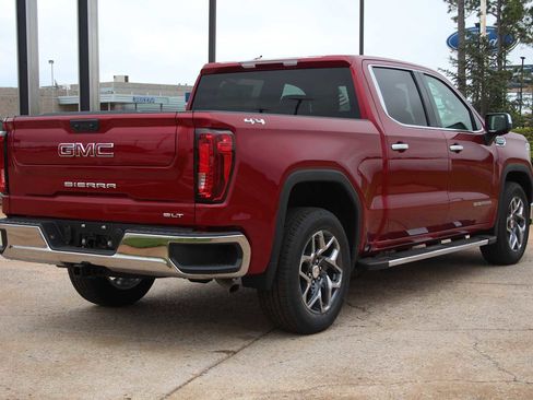 New 2026 GMC Sierra 1500 SLT w/ SLT Premium Package image 14