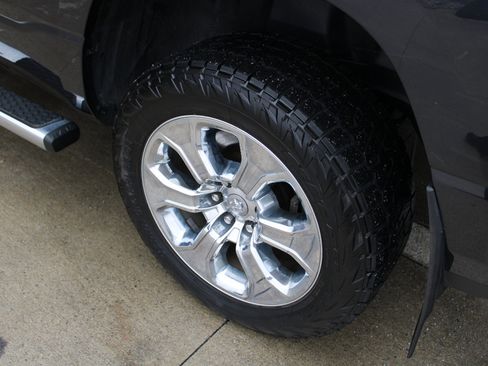 Used 2019 RAM 1500 Big Horn image 33