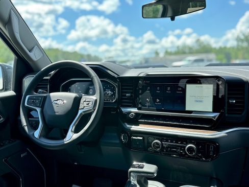 New 2026 Chevrolet Silverado 1500 LT Trail Boss w/ Convenience Package II AWD/4WD image 13