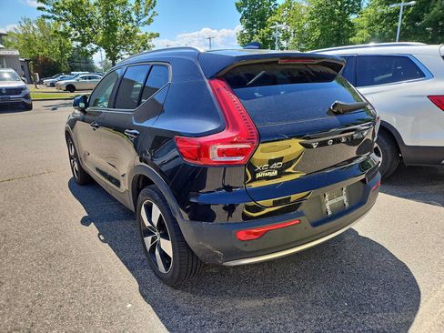 Used 2020 Volvo XC40 T5 Momentum AWD/4WD image 3