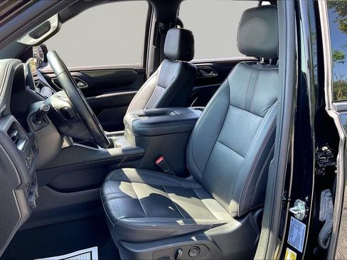 Used 2023 Chevrolet Suburban RST AWD/4WD image 24