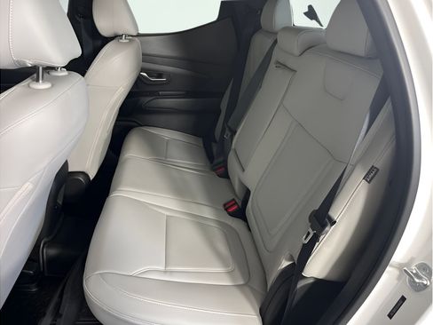 Used 2025 Hyundai Santa Cruz SEL FWD image 12