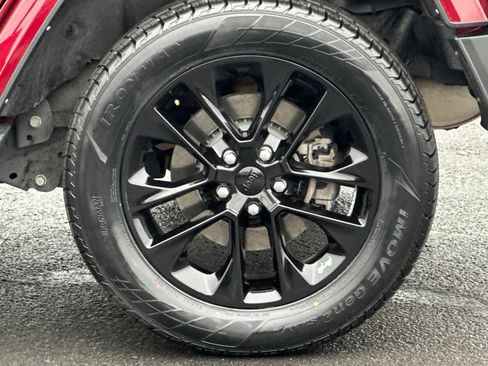 Used 2021 Jeep Wrangler Unlimited Sahara image 26