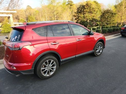Used 2017 Toyota RAV4 Limited image 12