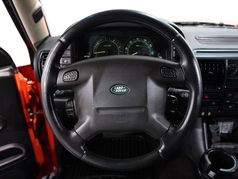 Used 2003 Land Rover Discovery S image 42