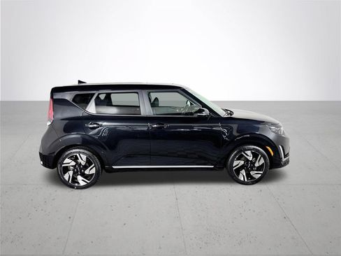 Certified 2023 Kia Soul GT-Line FWD image 6