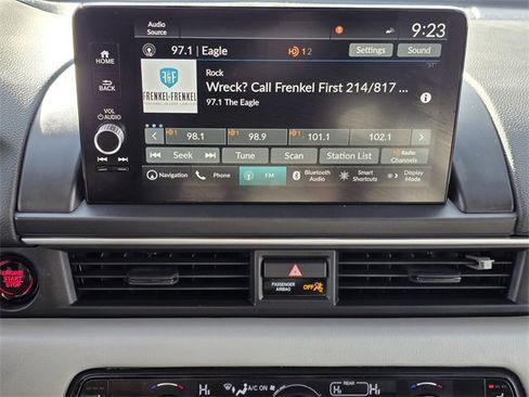 Used 2025 Honda Pilot Touring image 13