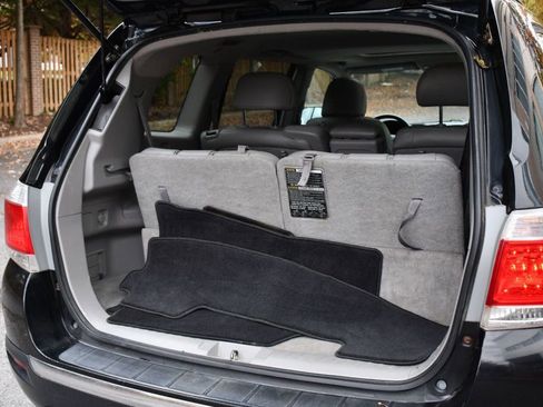 Used 2013 Toyota Highlander SE image 9