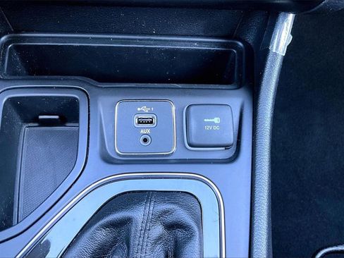 Certified 2020 Jeep Cherokee Latitude Plus image 14