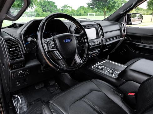 Used 2020 Ford Expedition Max Limited AWD/4WD image 3