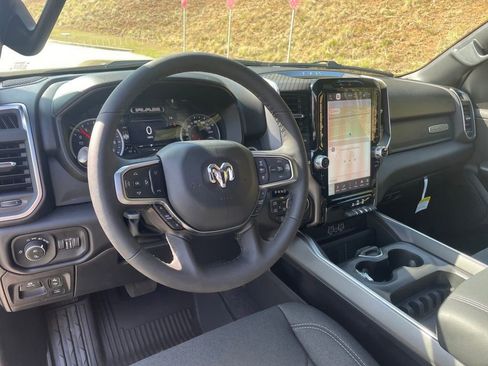 New 2026 RAM 1500 Big Horn AWD/4WD image 10