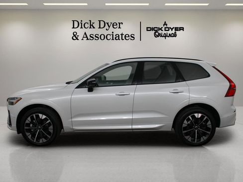 New 2026 Volvo XC60 B5 Plus w/ Protection Package Premier image 9