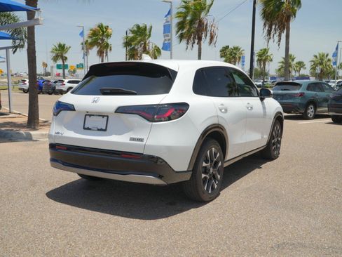 Used 2026 Honda HR-V EX-L image 10