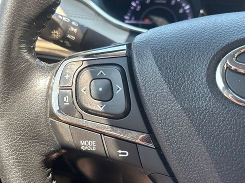 Used 2015 Toyota Avalon XLE FWD image 19
