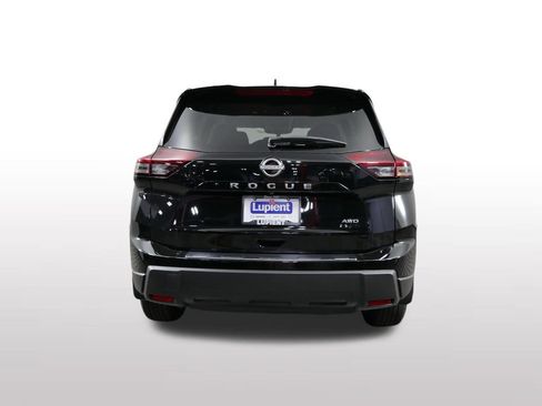 New 2026 Nissan Rogue SV AWD/4WD image 9