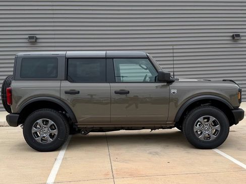 New 2026 Ford Bronco Big Bend AWD/4WD image 2