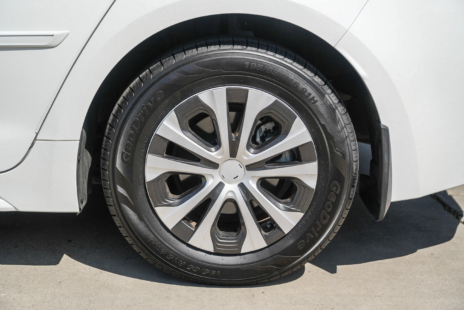 Used 2022 Toyota Corolla LE FWD image 10