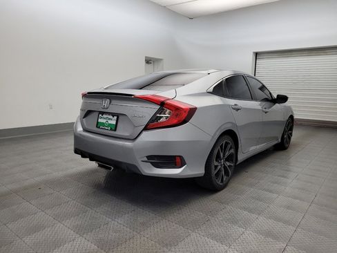 Used 2019 Honda Civic Sport image 9